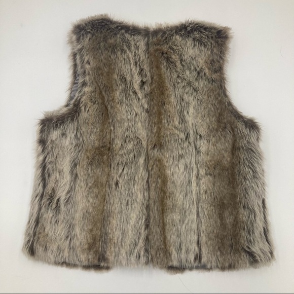 WD.NY Small faux fur vest - Picture 3 of 6